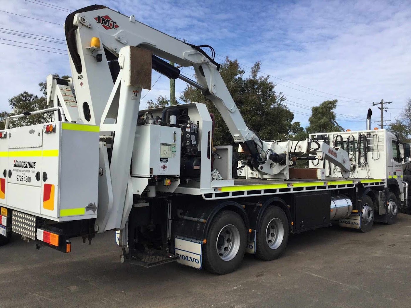 Diesel force service truck