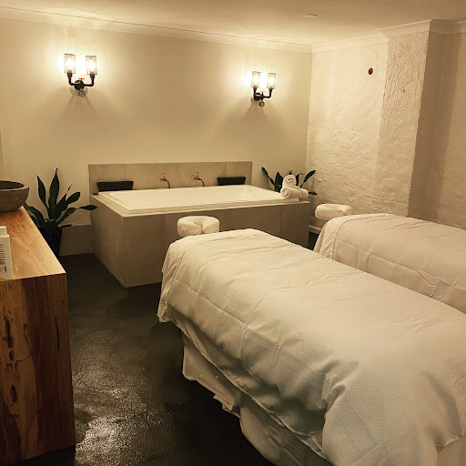 Hussh body soul treatment room