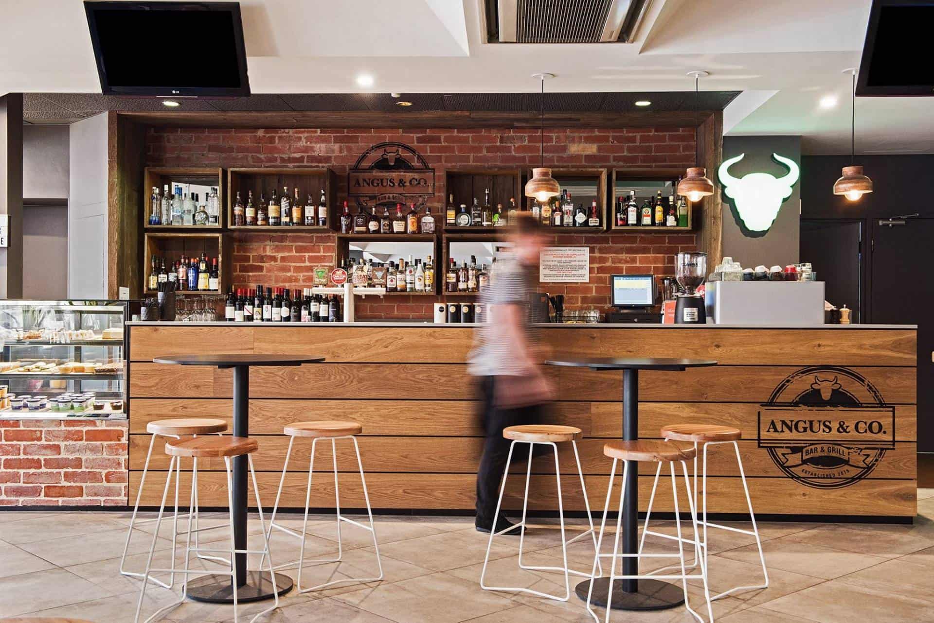 Angus and co albany bar