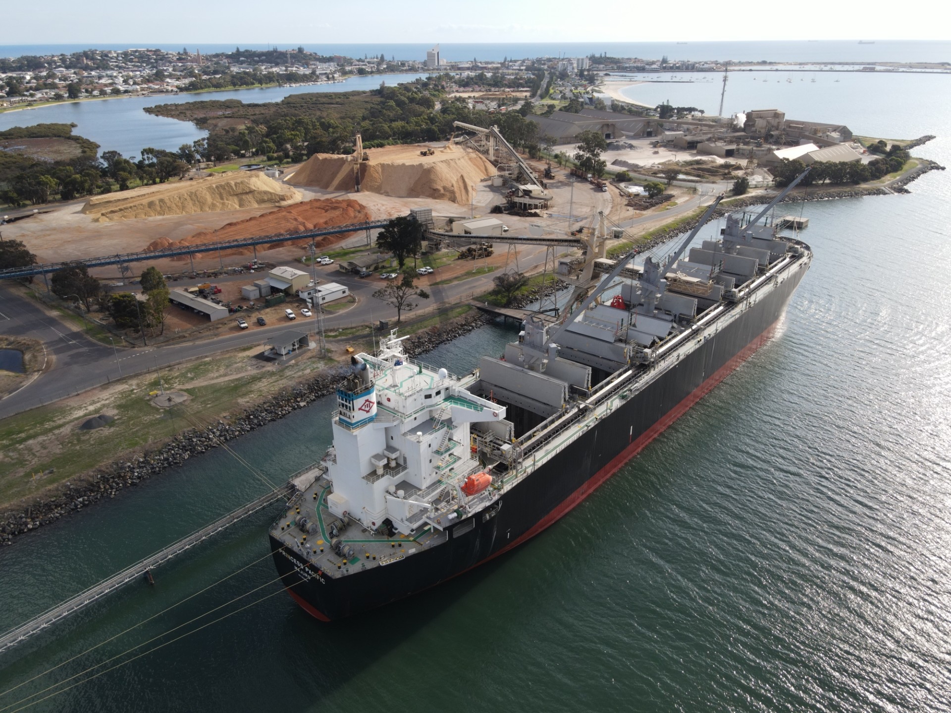 Wapres bunbury woodchip terminal