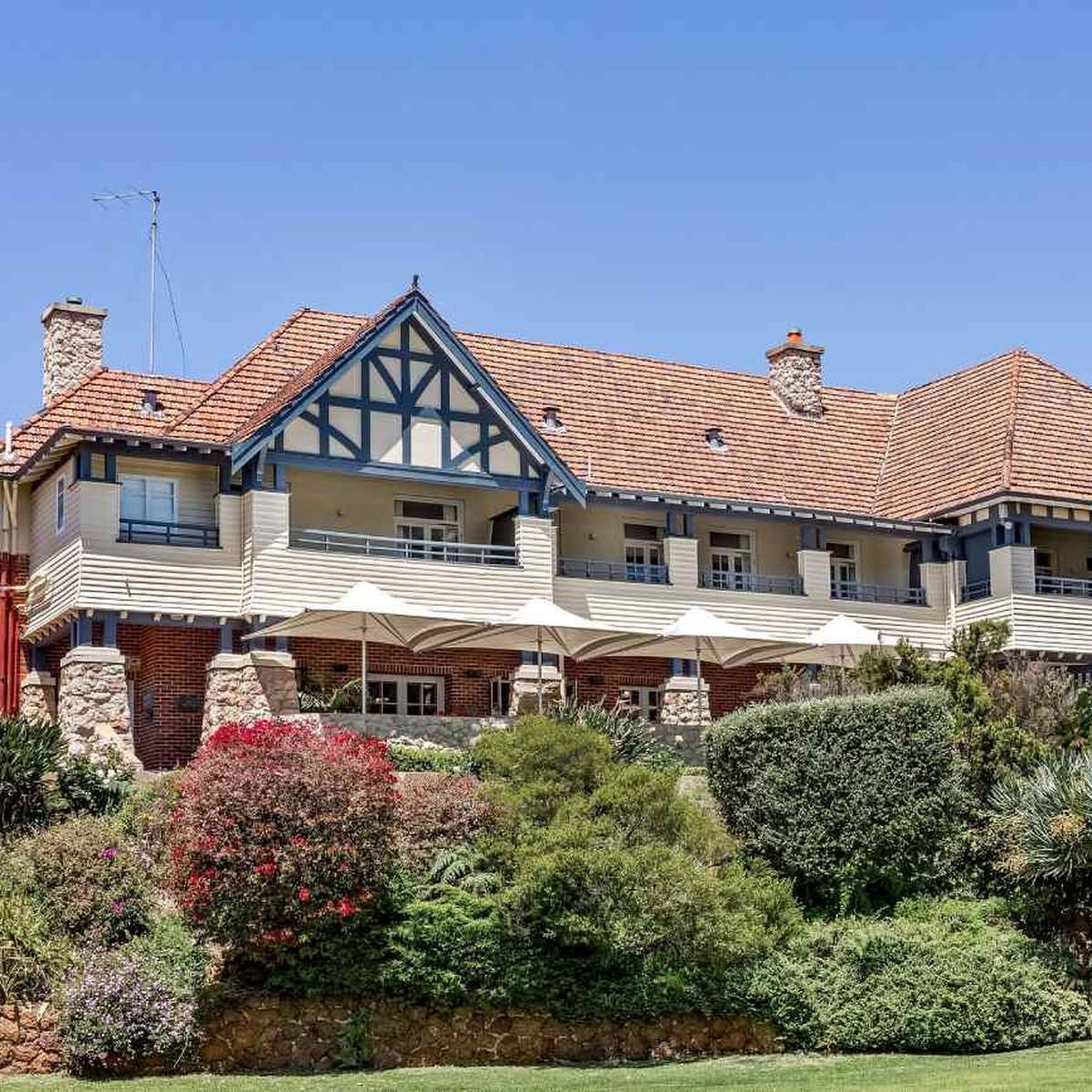 Caves House Hotel, Busselton WA