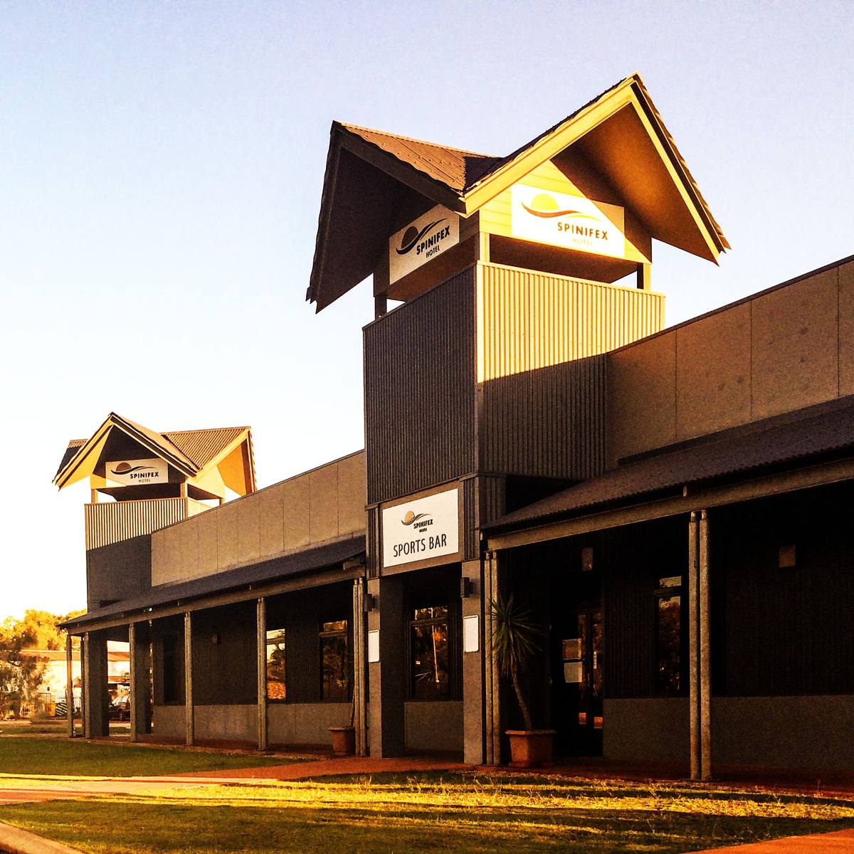 Spinifex Hotel, West Kimberley WA